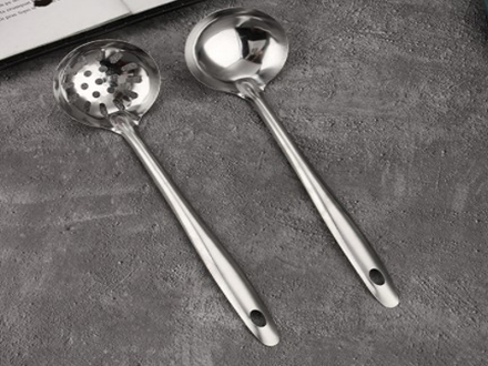 Cooking spoon set stainless steel soup colander hot pot spoon household soup spoon colander 2 sets of kitchenware wholesale