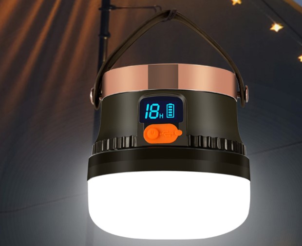 New design Good Quality Outdoor Portable Rechargeable charging indoor solar lights